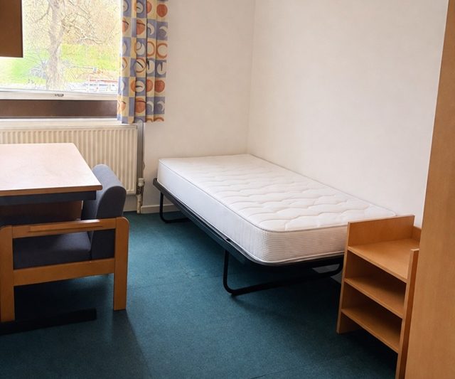 🏡 Single Room Available – Roehampton (Mount Clare, SW15 – London)