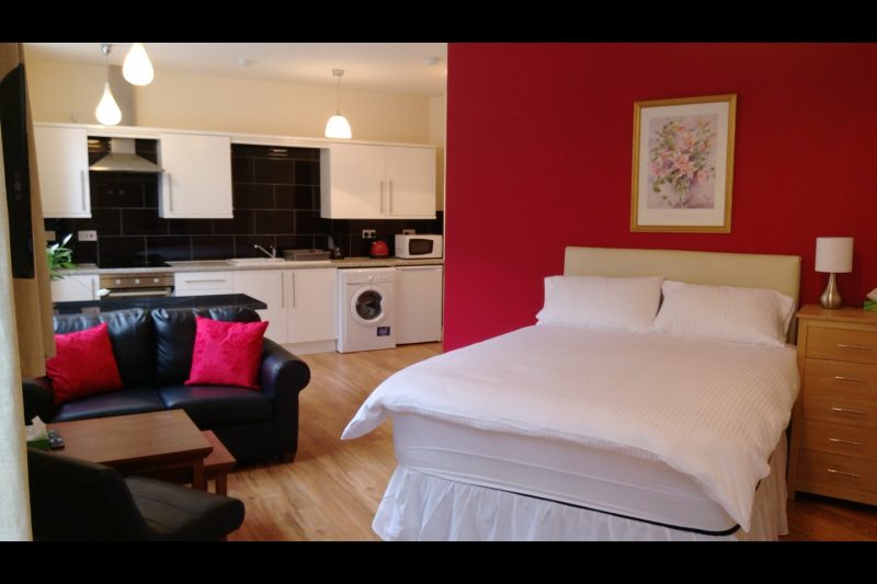 Modern Furnished Studio Flats – Prime City Centre Location, Cobourg Street, M1