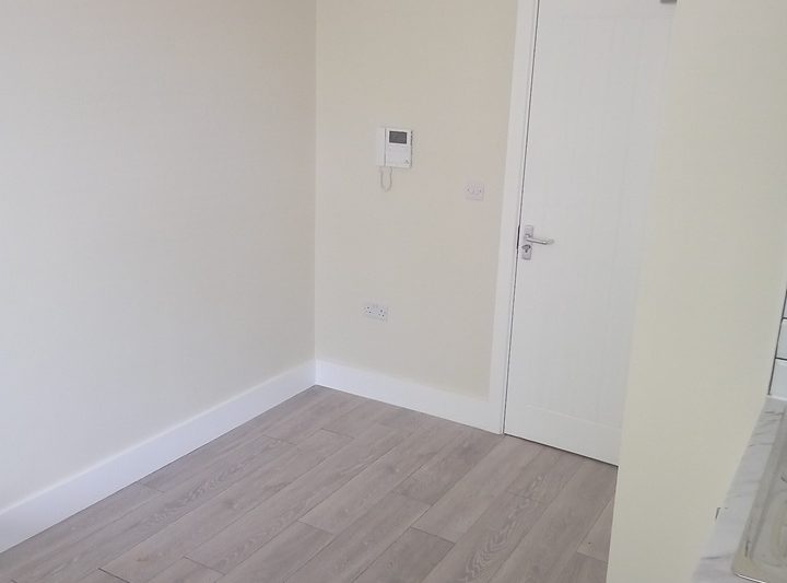 Studio Flat (Short Stay) – Greenhill Road, NW10, Harlesden, London