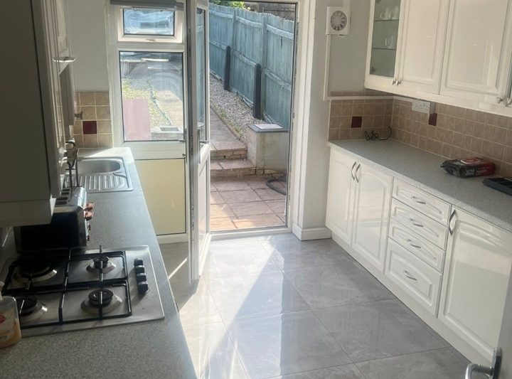 Room in a Shared House – Unett St, B19